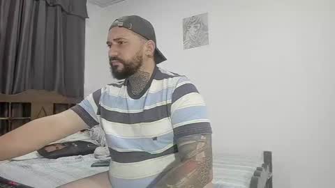 Snapshot of drake_white1 chatting on 03/08/25, 04:12 drake whitee Independent Model online show from 03/08/25, 04:12