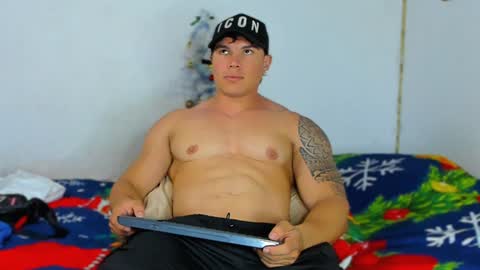 drake_xion1 online show from 12/24/24, 03:27