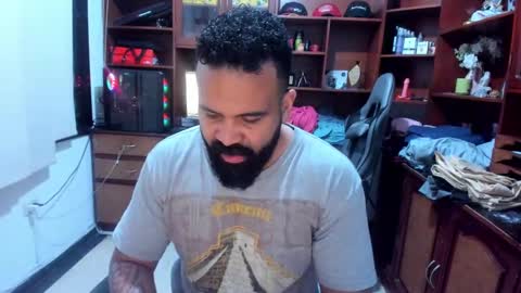 Snapshot of drako_argenti_ chatting on 12/11/24, 05:00 Drako online show from 12/11/24, 05:00