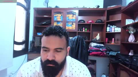 Snapshot of drako_argenti_ chatting on 01/11/25, 03:20 Drako online show from 01/11/25, 03:20