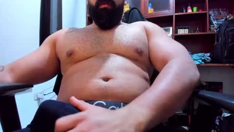 Snapshot of drako_argenti_ chatting on 01/24/25, 05:10 Drako online show from 01/24/25, 05:10