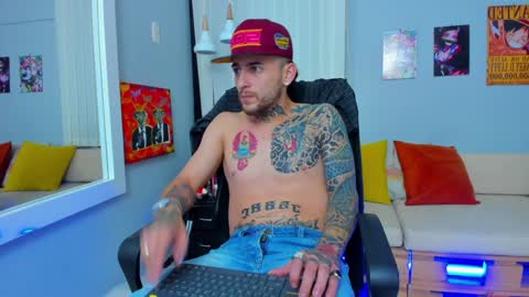Snapshot of drako_lamar chatting on 01/11/25, 03:20 Drako online show from 01/11/25, 03:20