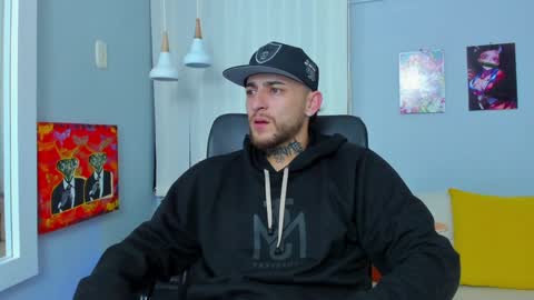 Snapshot of drako_lamar chatting on 01/21/25, 12:29 Drako online show from 01/21/25, 12:29