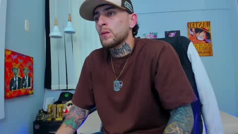 Snapshot of drako_lamar chatting on 03/12/25, 06:33 Drako online show from 03/12/25, 06:33