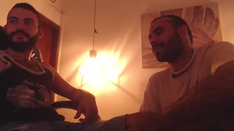 Snapshot of drakos_hairy chatting on 02/15/25, 10:42 Drakos online show from 02/15/25, 10:42