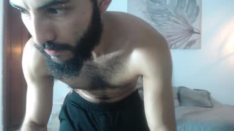 Snapshot of drakos_hairy chatting on 02/21/25, 10:48 Drakos online show from 02/21/25, 10:48