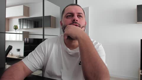 Draven A online show from 01/08/25, 09:21