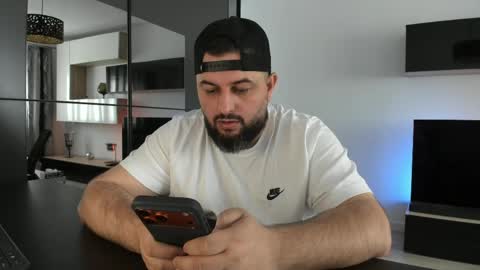 Snapshot of dravenpeak chatting on 05/01/26, 11:59 DravenPeak online show from 05/01/26, 11:59