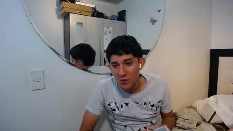 -- nicolle and jhon -- online show from 11/18/25, 03:12