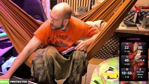 drawingcock online show from 10/03/25, 11:29