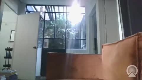 new profile Aircum99  online show from 11/30/25, 04:22