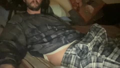 Snapshot of dreadloook chatting on 01/03/25, 01:38 Dreads online show from 01/03/25, 01:38