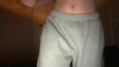 Snapshot of dream1girl_ chatting on 03/04/25, 04:49 ur dream girl online show from 03/04/25, 04:49