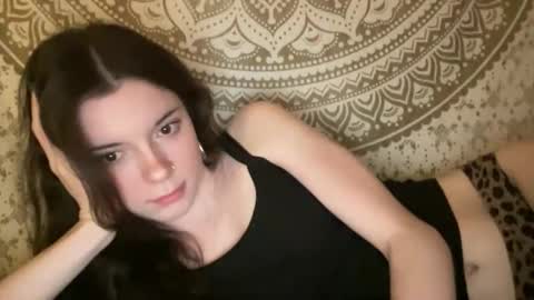 ur dream girl online show from 02/13/26, 08:49