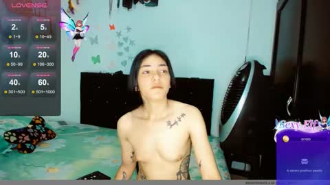 Snapshot of dream__girls69944 chatting on 12/04/24, 08:45 sharon online show from 12/04/24, 08:45