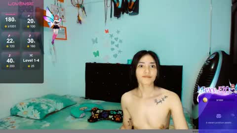 Snapshot of dream__girls69944 chatting on 12/28/24, 11:19 sharon online show from 12/28/24, 11:19