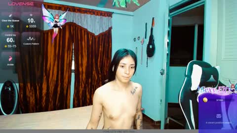 Snapshot of dream__girls69944 chatting on 02/05/25, 08:43 sharon online show from 02/05/25, 08:43