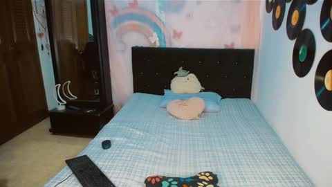 Snapshot of dream__girls69944 chatting on 02/05/26, 08:30 sharon online show from 02/05/26, 08:30