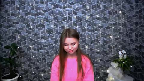 Mari online show from 11/07/25, 06:24