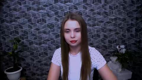 Mari online show from 11/29/25, 07:33