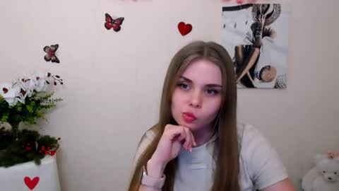 Mari online show from 05/06/26, 09:47