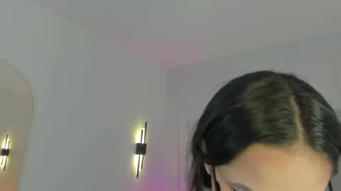 Snapshot of dream_nena chatting on 09/28/25, 03:45 N E N A online show from 09/28/25, 03:45