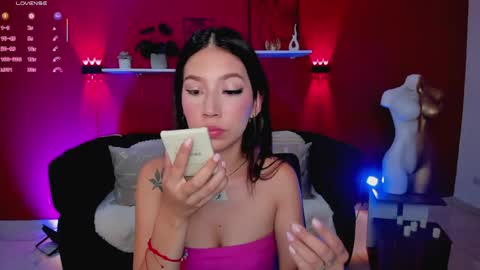 Snapshot of dream_saray chatting on 05/28/26, 08:06 Saray online show from 05/28/26, 08:06