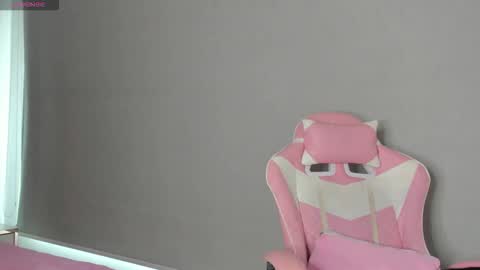 Snapshot of dream_team4 chatting on 11/17/25, 05:52 dream team online show from 11/17/25, 05:52