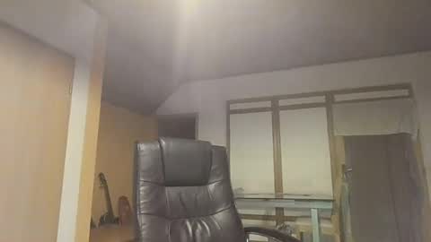 Snapshot of dreambob chatting on 06/21/26, 11:07 Dreambob online show from 06/21/26, 11:07