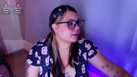  C A M I L A  online show from 04/18/26, 11:58
