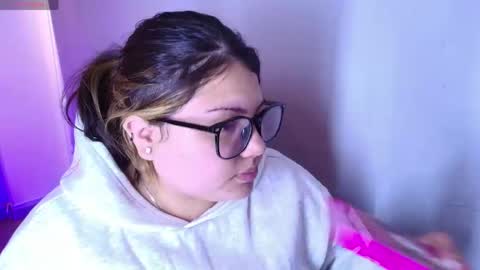  C A M I L A  online show from 05/09/26, 11:37