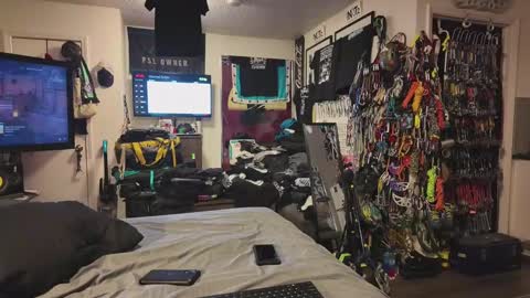 Snapshot of dreamer_xyz chatting on 01/02/25, 02:54 Dream Maker online show from 01/02/25, 02:54