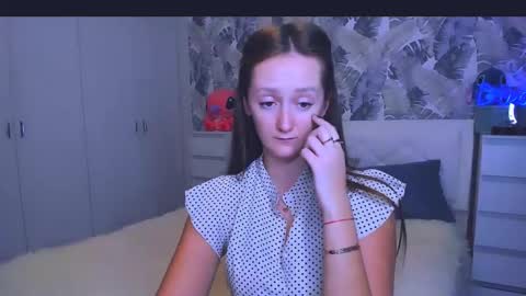 Snapshot of dreamesoul chatting on 12/15/24, 02:48 dreamesoul online show from 12/15/24, 02:48