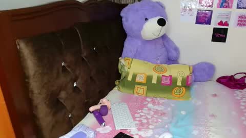 Snapshot of dreameyez chatting on 02/20/26, 06:41 Dreameyes online show from 02/20/26, 06:41