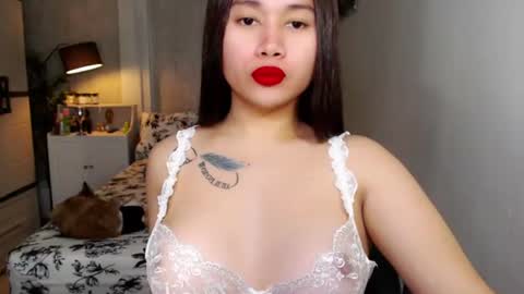Snapshot of dreamgirlheaven chatting on 06/16/26, 12:08 Heaven online show from 06/16/26, 12:08