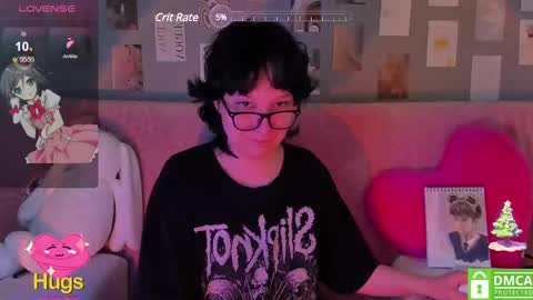 Snapshot of dreamgirllove chatting on 02/17/25, 07:26 Billy online show from 02/17/25, 07:26