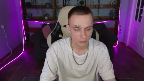 Snapshot of dreamkaii chatting on 04/05/26, 08:33 im Kai ntmu online show from 04/05/26, 08:33