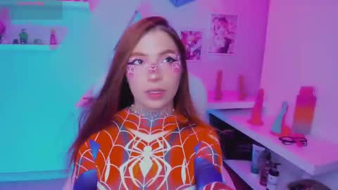 Snapshot of dreamleah_ chatting on 10/05/25, 04:44 dreamleah_ online show from 10/05/25, 04:44