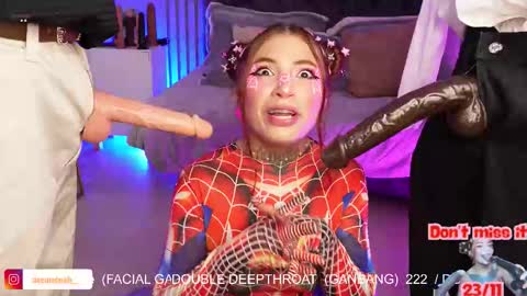 Snapshot of dreamleah_ chatting on 11/24/25, 05:07 dreamleah_ online show from 11/24/25, 05:07