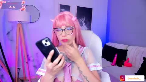dreamleah_ online show from 03/02/26, 11:33