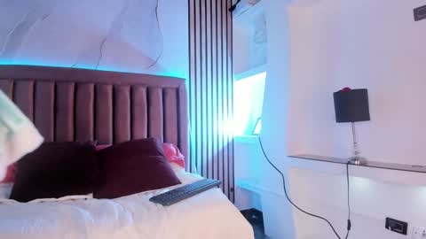 Dream Matell online show from 12/23/24, 03:50