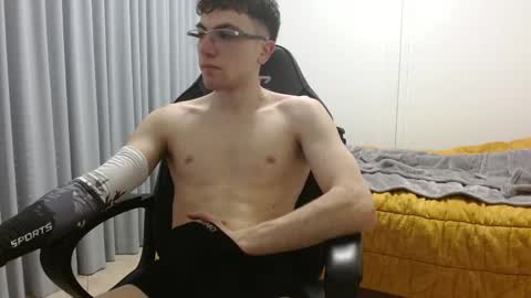 DreamBoy online show from 03/25/26, 09:26