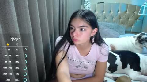 Sophia online show from 06/22/26, 12:02
