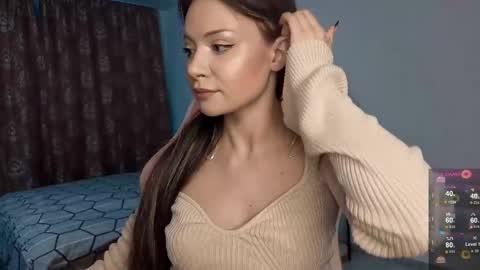 Snapshot of dreamsnoir chatting on 10/01/25, 05:41 Mila online show from 10/01/25, 05:41