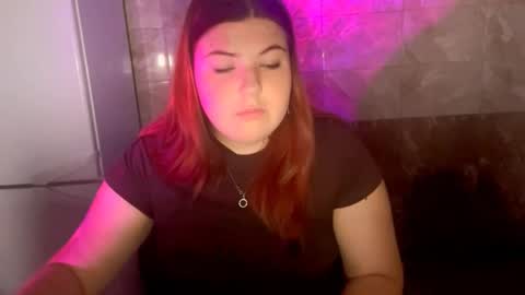 Snapshot of dreamy_desire_ chatting on 10/24/25, 10:17 Odri online show from 10/24/25, 10:17