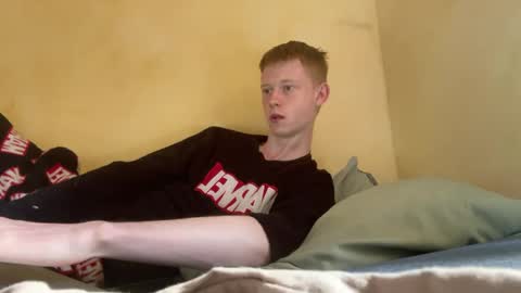 dreamy_devi1 online show from 04/04/26, 10:35