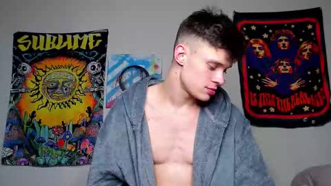 Adam Dream online show from 01/18/26, 07:50