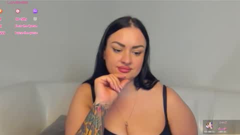 Snapshot of dreamyhousewife1 chatting on 10/25/25, 03:51 dreamyhousewife1 online show from 10/25/25, 03:51