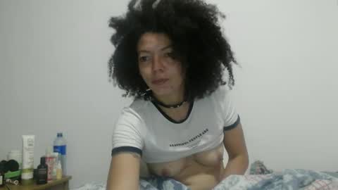 Snapshot of dreamylatina chatting on 09/19/25, 11:05 DreamyLatina online show from 09/19/25, 11:05