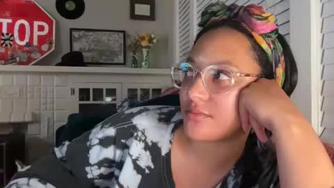 RIRI OR DREAMY online show from 03/06/25, 03:13